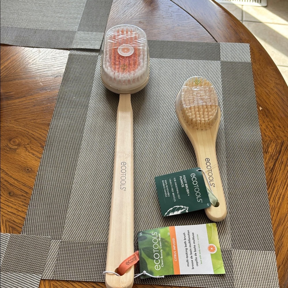 EcoTools Bath Set: Foot Brush+Pumice and Citrus Infused Multi-Tasking Bath Brush